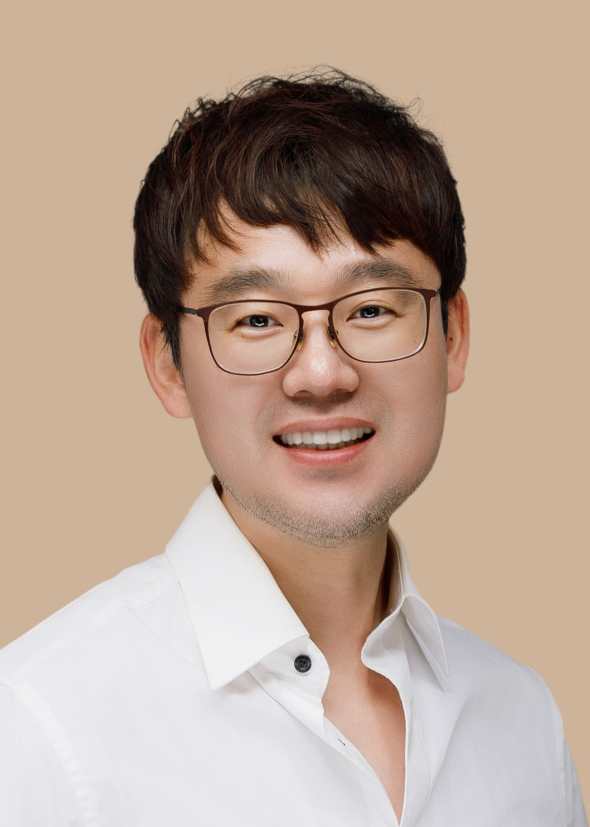 박성욱 센터장